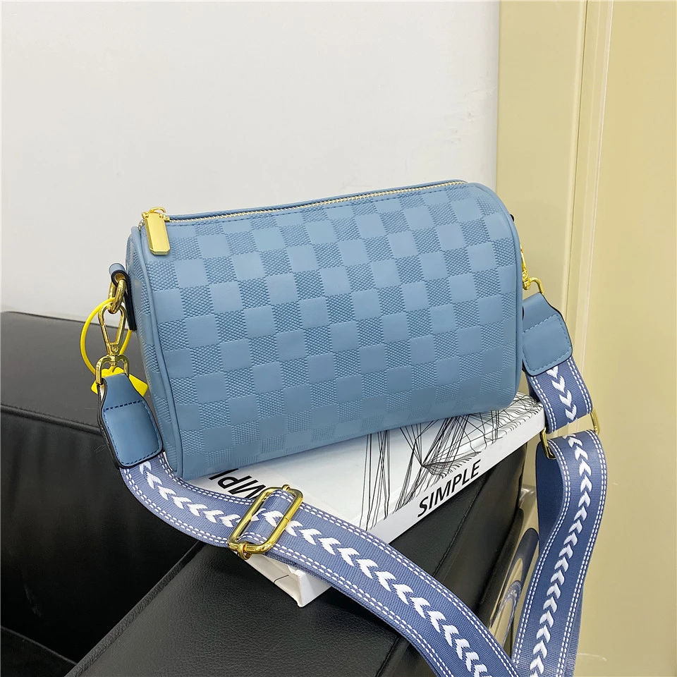 Original Embossing Craft Boston Crossbody Bags for Women Fashion Zipper Shoulder Bag Designer Female Outdoor Travel Shopper Bag
Original Embossing Craft Boston Crossbody Bags for Women Fashion Zipper Shoulder Bag Designer Female Outdoor Travel Shopper Bag