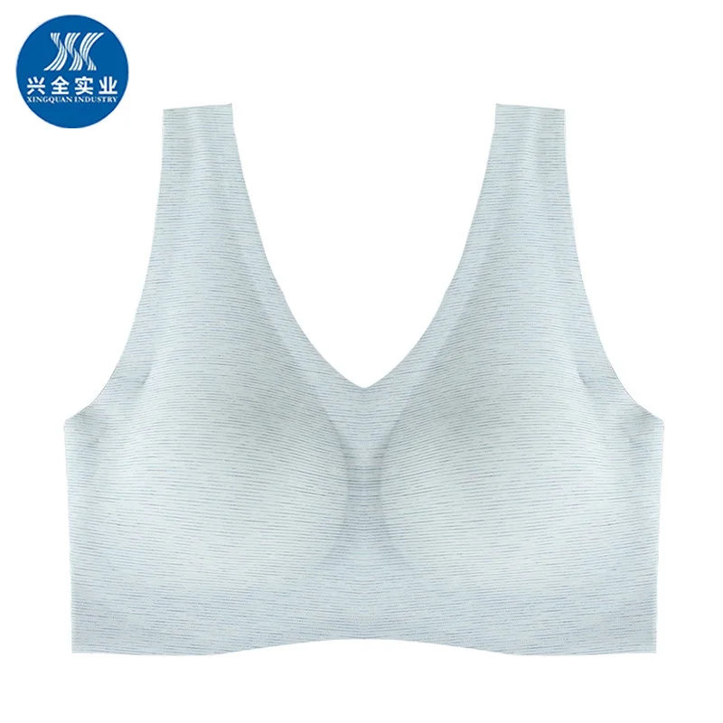 Teenage student developmental period no trace bra junior high school student wide shoulder comfortable anti-bump small vest08
Teenage student developmental period no trace bra junior high school student wide shoulder comfortable anti-bump small vest08