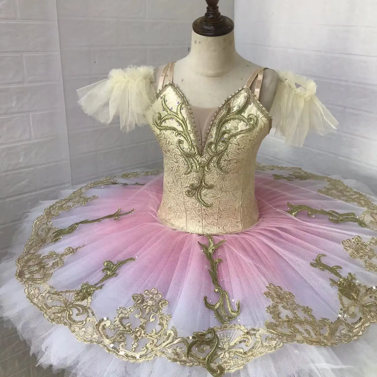 

Новая балетная юбка, профессиональные классические костюмы-пачки