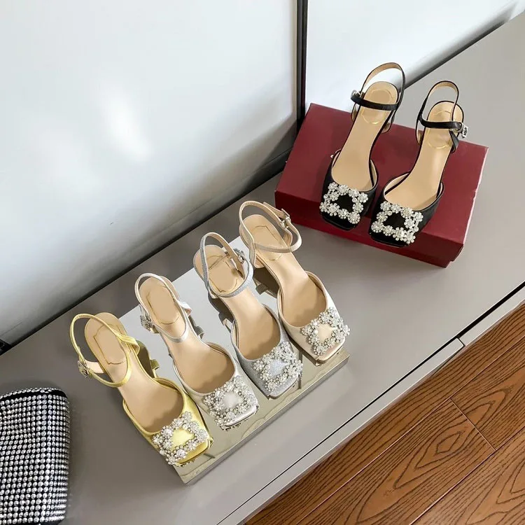 2022 summer Ouyang Nana same snowflake rhinestone square buckle square toe high heels satin fish mouth stiletto sandals
2022 summer Ouyang Nana same snowflake rhinestone square buckle square toe high heels satin fish mouth stiletto sandals
