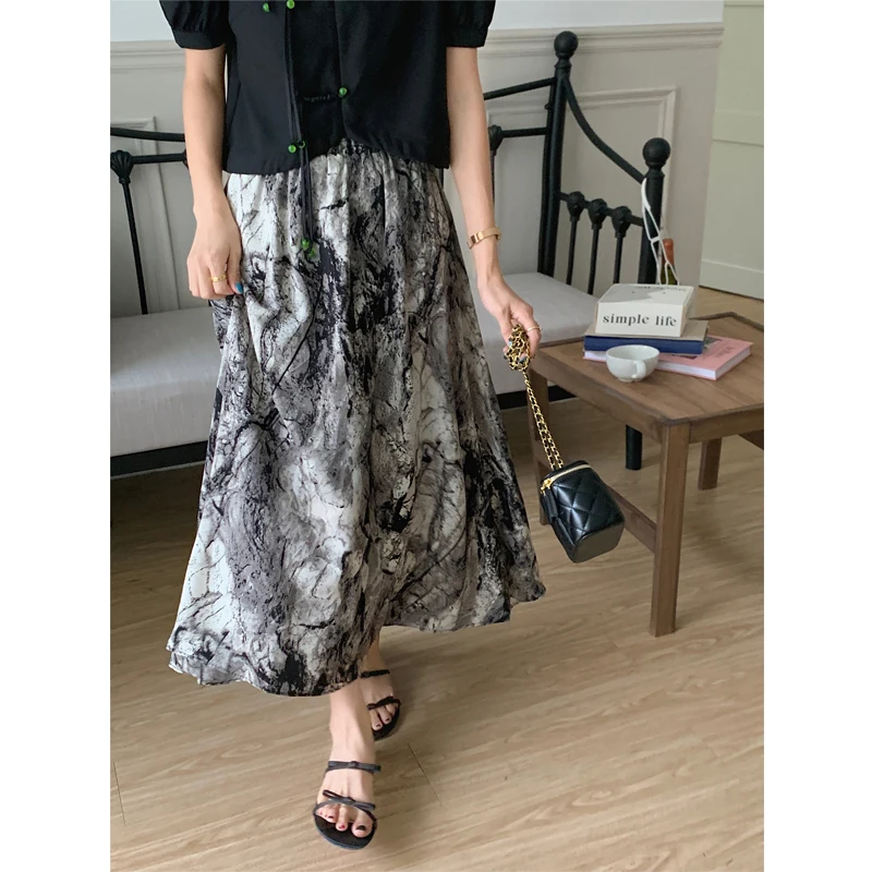 Женская летняя трапециевидная юбка с завышенной талией, элегантная Нежная длинная юбка с чернильным принтом в стиле Харадзюку, элегантные юбки P888
Женская летняя трапециевидная юбка с завышенной талией, элегантная Нежная длинная юбка с чернильным принтом в стиле Харадзюку, элегантные юбки P888