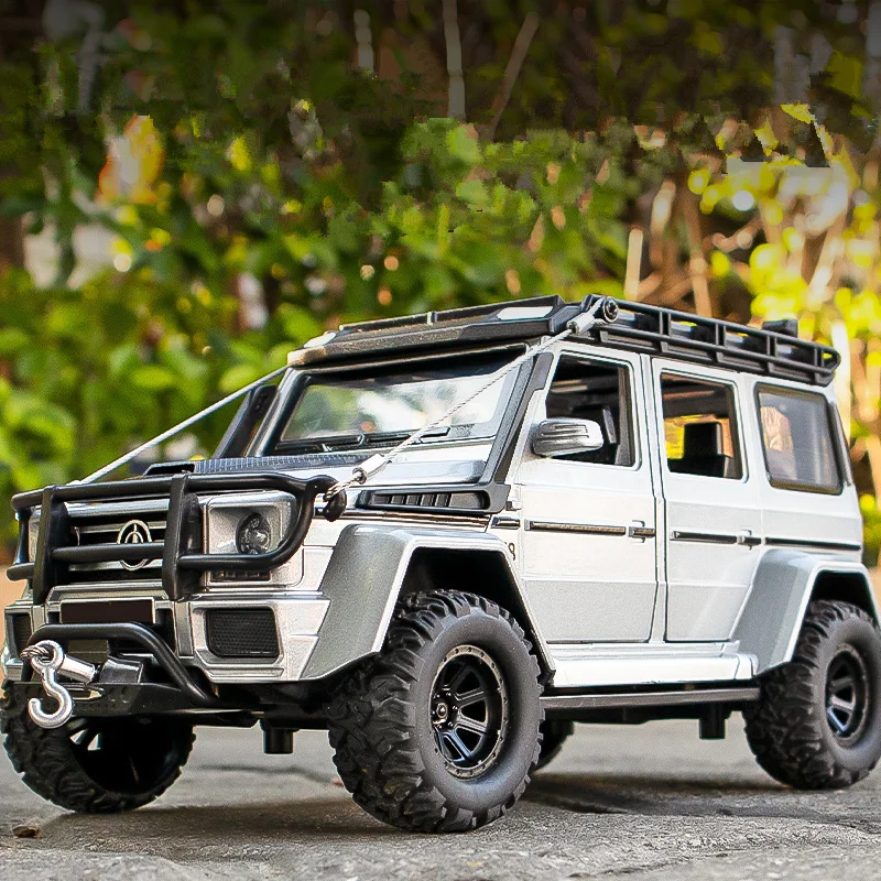 1/24 G550 SUV Alloy Car Model Diecast Simulation Metal Toy Off-road Vehicles Car Model Sound and Light Collection Childrens Gift 
1/24 G550 SUV Alloy Car Model Diecast Simulation Metal Toy Off-road Vehicles Car Model Sound and Light Collection Childrens Gift