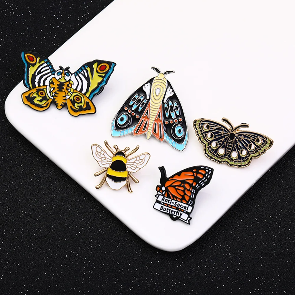Fashion Butterfly Hard Enamel Pins Simple Lily Valley Vine Brooch Clips Lapel Badge Black Insect Plant Jewelry Gift for Women
Fashion Butterfly Hard Enamel Pins Simple Lily Valley Vine Brooch Clips Lapel Badge Black Insect Plant Jewelry Gift for Women