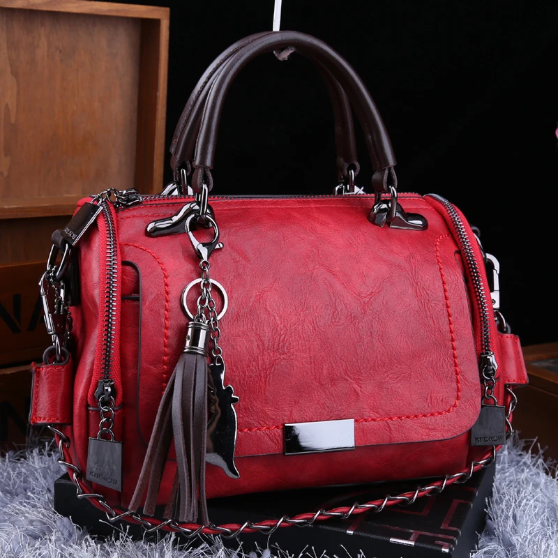 Leather Women's Pillow Bag 2022 New Fashion Retro Casual Handbag One Shoulder Messenger Bag Luxury Designer Boston Bag Gg Bolsa
Leather Women's Pillow Bag 2022 New Fashion Retro Casual Handbag One Shoulder Messenger Bag Luxury Designer Boston Bag Gg Bolsa