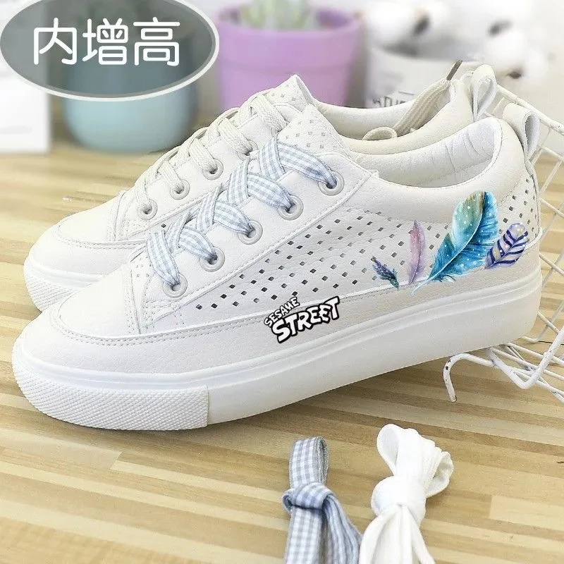 Womens White Canvas Shoes for Hollow Summer Cute Design Woman Shoes Sneaker Girls Student Gift Breathbale Vulcanized Shoes
Womens White Canvas Shoes for Hollow Summer Cute Design Woman Shoes Sneaker Girls Student Gift Breathbale Vulcanized Shoes