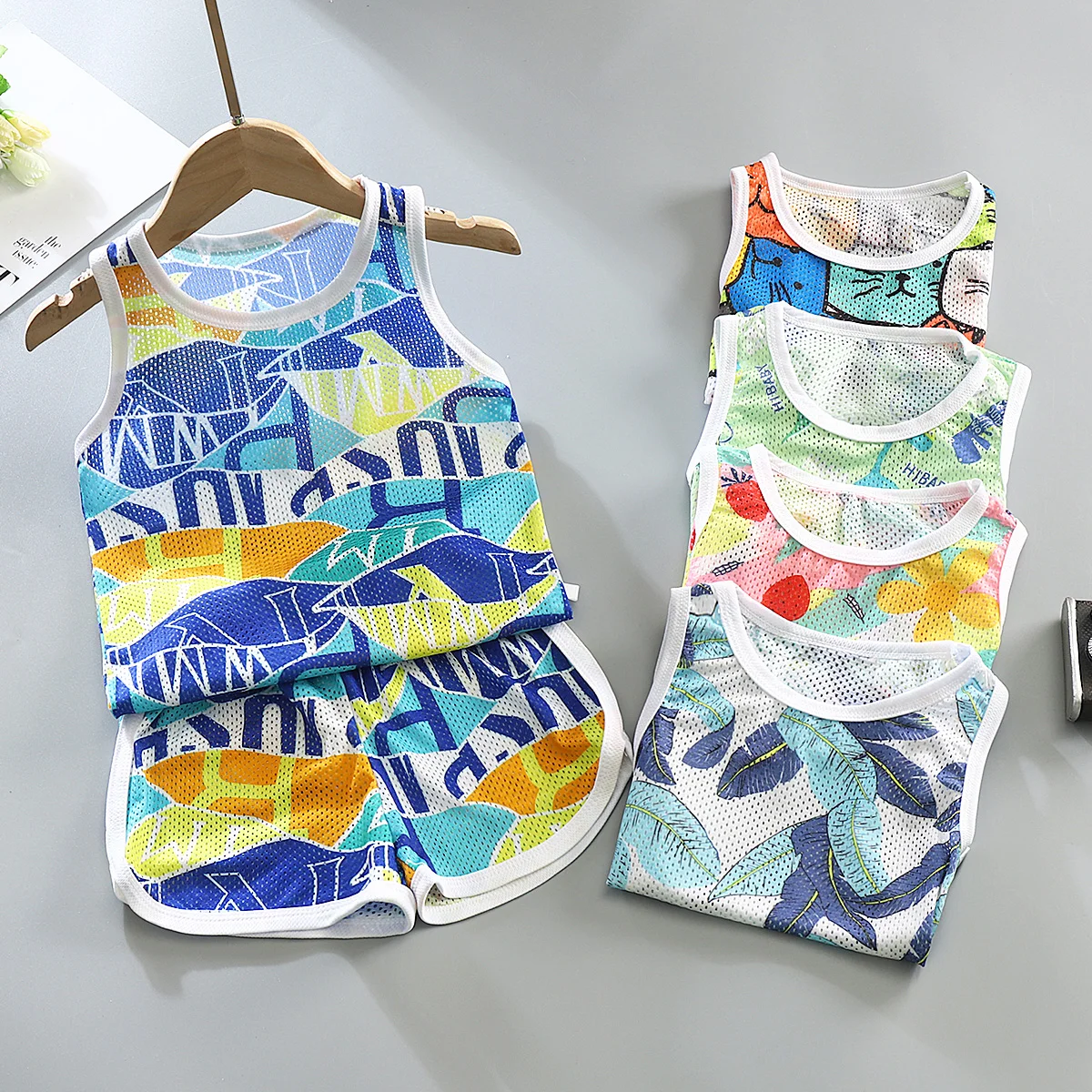 Summer Children Clothing Suit Boys Girls Mesh Breathable Cartoon Sleeveless Vest Shorts Set Kids Sportswear
Summer Children Clothing Suit Boys Girls Mesh Breathable Cartoon Sleeveless Vest Shorts Set Kids Sportswear