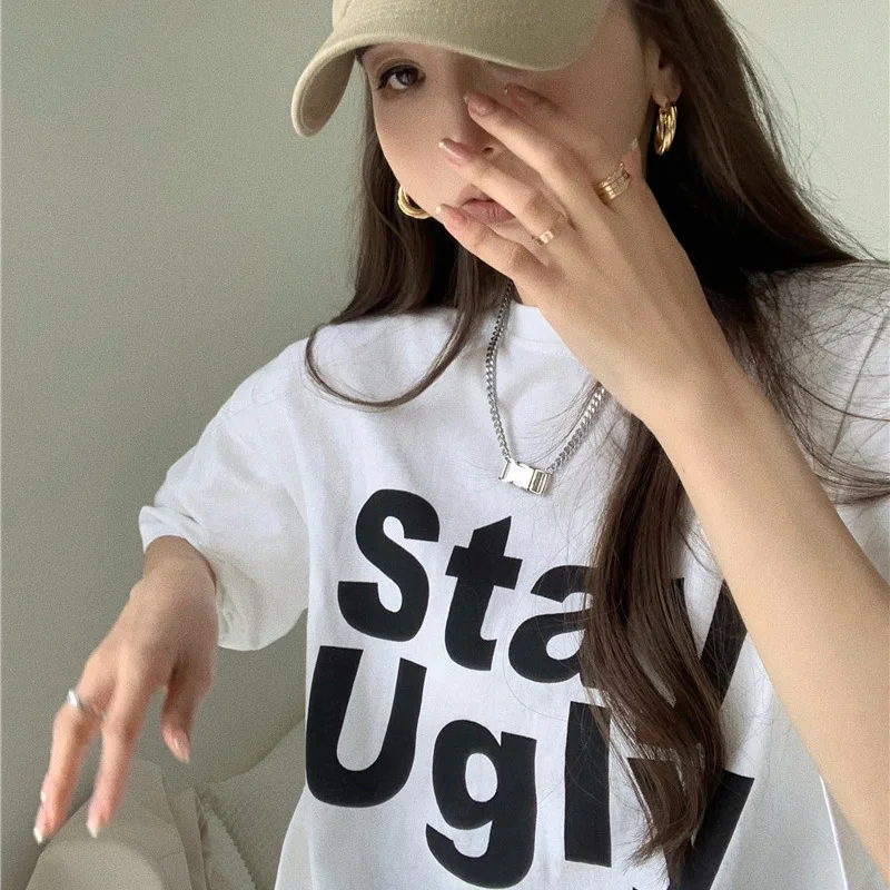 Medium long short sleeve T-shirt woman 2021 summer Hong Kong wind loose matching letter printed cotton top INS tide
Medium long short sleeve T-shirt woman 2021 summer Hong Kong wind loose matching letter printed cotton top INS tide