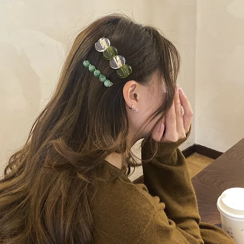 Korean Acrylic Crystal Long Barrettes 2Pcs/Set Vintage Side Clip Bangs Clip Handmade Hair Clips Hair Accessories Hairpins
Korean Acrylic Crystal Long Barrettes 2Pcs/Set Vintage Side Clip Bangs Clip Handmade Hair Clips Hair Accessories Hairpins