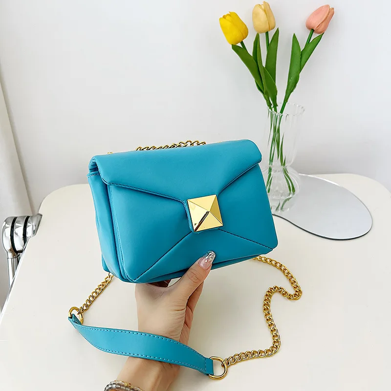 Luxury Brand Women Chain Shoulder Bags PU Leather Rivets Crossbody Bag Evening Clutch Designer Phone Small Handbags And Purses
Luxury Brand Women Chain Shoulder Bags PU Leather Rivets Crossbody Bag Evening Clutch Designer Phone Small Handbags And Purses