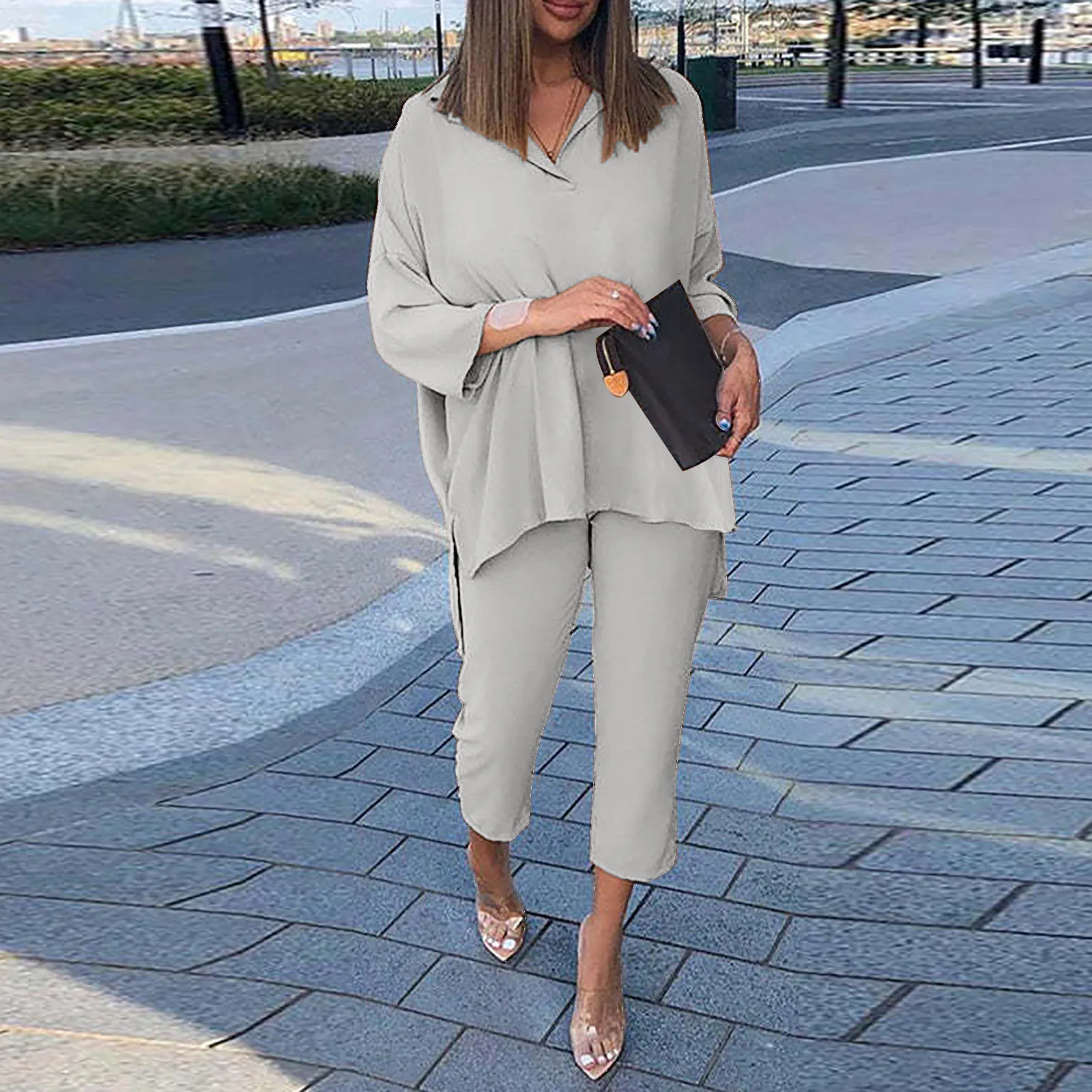 Women Summer Autumn Casual Two Piece Suit Comfortable Solid Color V Neck Three Quarter Sleeved Top Loose Calf Length Pants Suit
Women Summer Autumn Casual Two Piece Suit Comfortable Solid Color V Neck Three Quarter Sleeved Top Loose Calf Length Pants Suit