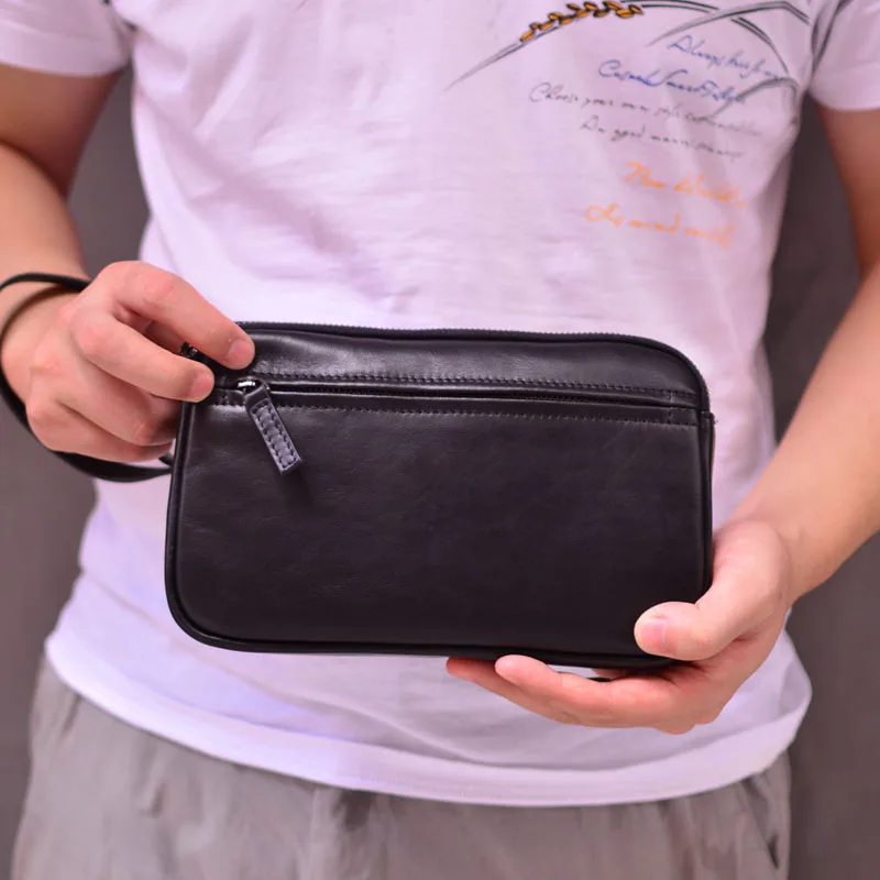 AETOO Men's leather clutches, mobile phone bags, casual long ultra-thin clutches, portable large-capacity leather wrist bags
AETOO Men's leather clutches, mobile phone bags, casual long ultra-thin clutches, portable large-capacity leather wrist bags