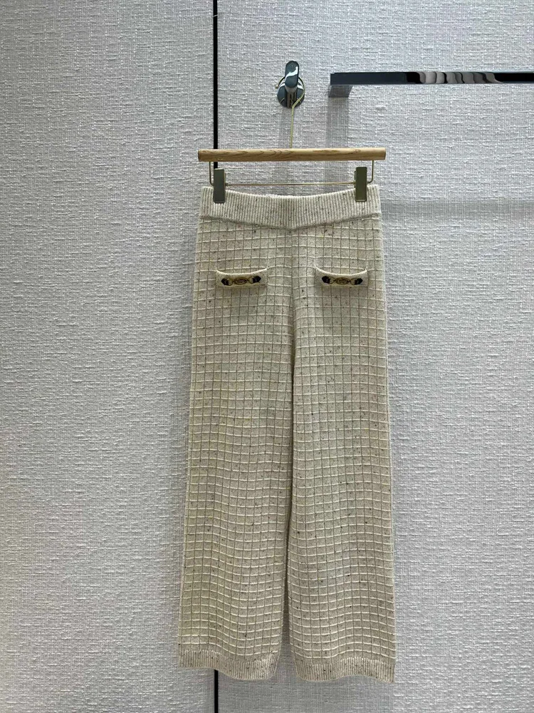 Women Slouchy Simple Waffle Cashmere Knitted Straight Pants 2022 Autumn Winter Elastic High Waist Knitted Trousers
Women Slouchy Simple Waffle Cashmere Knitted Straight Pants 2022 Autumn Winter Elastic High Waist Knitted Trousers