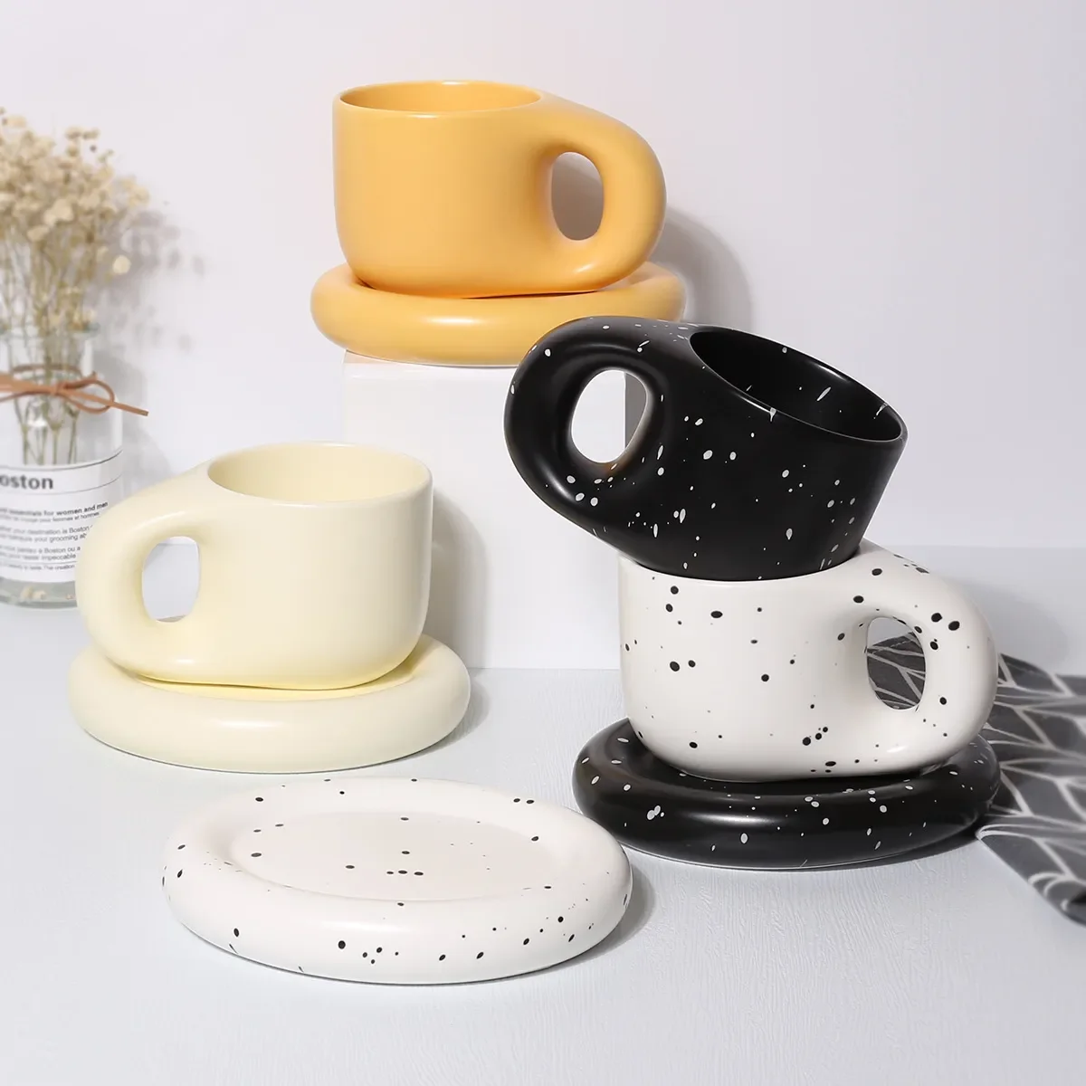 400ml Ink Splash Fat Handle Mug Creative Nordic Oval Plate Personalized Ceramic Cup Saucer Coffee Tea Milk Cake Mug Cup Set
400ml Ink Splash Fat Handle Mug Creative Nordic Oval Plate Personalized Ceramic Cup Saucer Coffee Tea Milk Cake Mug Cup Set