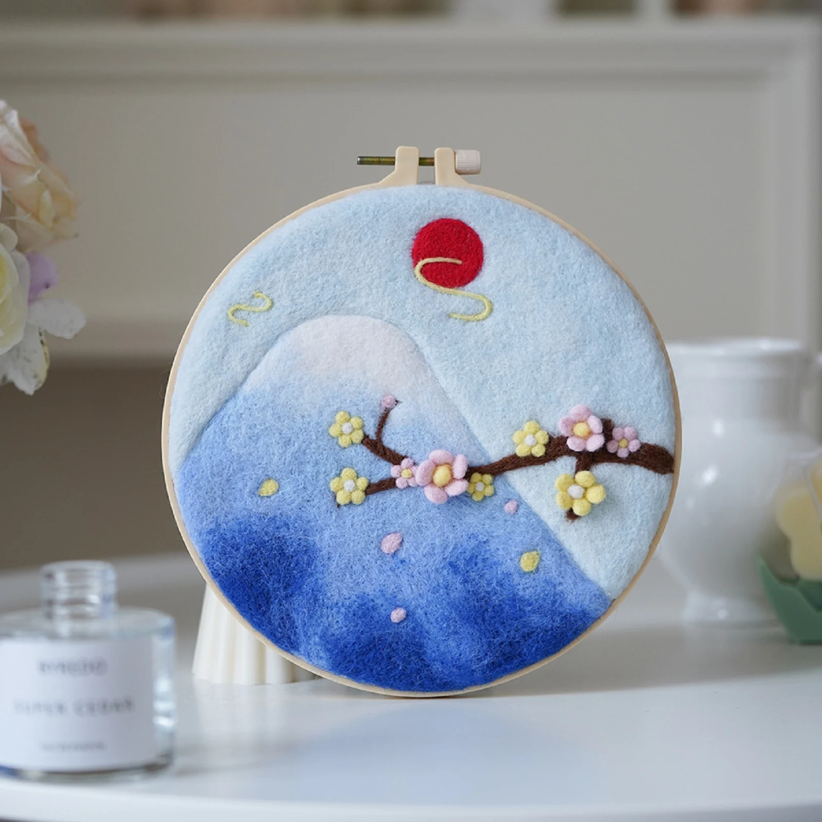 Wool Felting Kit Landscape with 8in/20cm Embroidery Hoop DIY Full Kit Unfinished Materials for Needlework Felting Gift
Wool Felting Kit Landscape with 8in/20cm Embroidery Hoop DIY Full Kit Unfinished Materials for Needlework Felting Gift