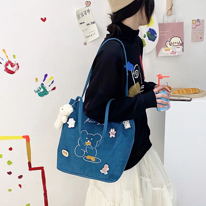Cute Bear Shoulder Canvas Bag Portable Large-capacity Korean College Style Female Student All-match Corduroy Shopping Girls Tote
Cute Bear Shoulder Canvas Bag Portable Large-capacity Korean College Style Female Student All-match Corduroy Shopping Girls Tote