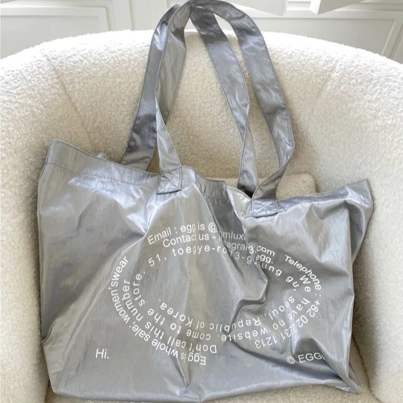 Korean Casual Women's Handbag Silver High Capacity Tote Bags For Women Versatile Shoulder Bag For Women Fashion Women's Handbags
Korean Casual Women's Handbag Silver High Capacity Tote Bags For Women Versatile Shoulder Bag For Women Fashion Women's Handbags