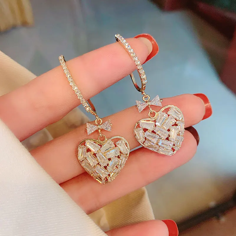 

2023 Korean New Zirconia Bowknot Big Crystal Heart Earrings For Women Luxury Jewelry Cute Bear Statement Pendientes Brincos