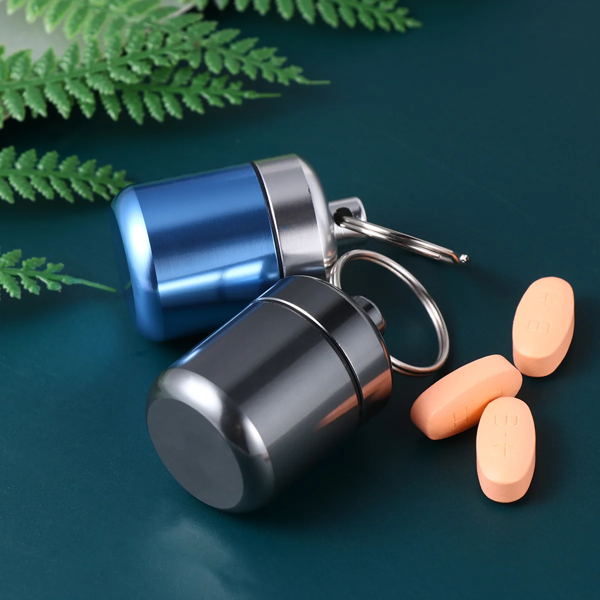 2Pcs Box Keychain Aluminum Alloy Waterproof Organizer Case Bottle Holder Container for Outdoor Travel Camping Blue and Grey
2Pcs Box Keychain Aluminum Alloy Waterproof Organizer Case Bottle Holder Container for Outdoor Travel Camping Blue and Grey