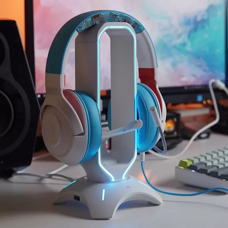 RGB Headphones Stand Over-ear Headset Holder Desktop Display Shelf with 2 USB Ports for Gamers Gaming PC Accessories Desk
RGB Headphones Stand Over-ear Headset Holder Desktop Display Shelf with 2 USB Ports for Gamers Gaming PC Accessories Desk