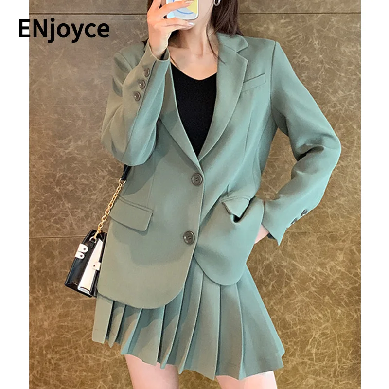 Женский винтажный костюм с юбкой, Зеленый однобортный пиджак и юбка-трапеция в Корейском стиле с оборками, комплект из 2 предметов, весна-осень
Женский винтажный костюм с юбкой, Зеленый однобортный пиджак и юбка-трапеция в Корейском стиле с оборками, комплект из 2 предметов, весна-осень
