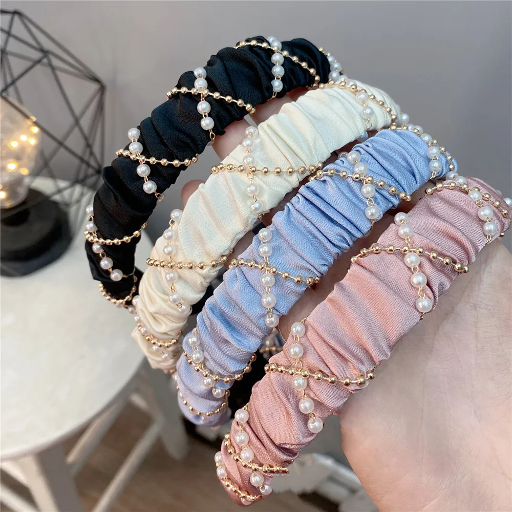 Pearls Chain Winding Headband for Women Super Fairy Hair Ornament Pleated Fabric Hairband with Gold Beads Sweet Headdress
Pearls Chain Winding Headband for Women Super Fairy Hair Ornament Pleated Fabric Hairband with Gold Beads Sweet Headdress