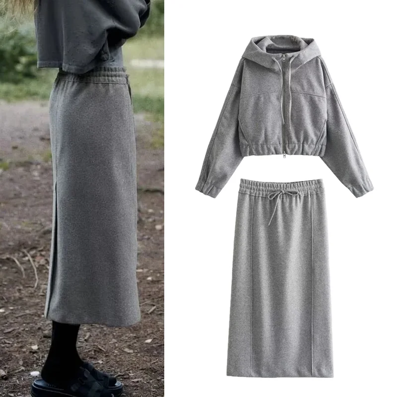 Юбка-миди Женская прямая фетровая с поясом на резинке и разрезом
Юбка-миди Женская прямая фетровая с поясом на резинке и разрезом