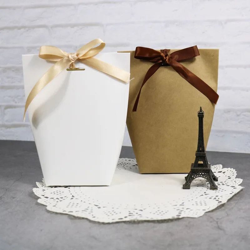 5Pcs Black White Bronzing "Merci" Candy Dragee Box French Thank You Birthday Party DIY Wedding Favor Gift Box Packaging Supplies
5Pcs Black White Bronzing "Merci" Candy Dragee Box French Thank You Birthday Party DIY Wedding Favor Gift Box Packaging Supplies