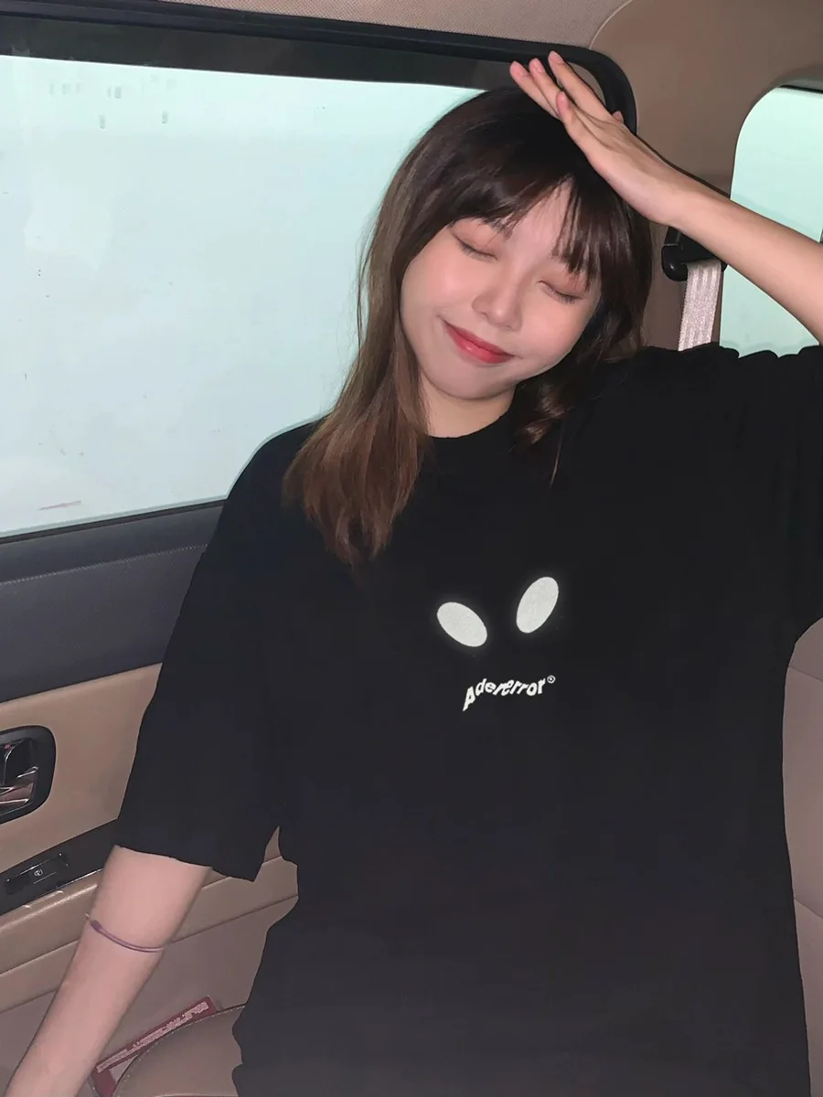 Ader Error T-shirt Summer Small-eyed Monster Simple Men And Women Lovers Loose Round Neck Short Sleeve Cotton Tshirt 2023 New
Ader Error T-shirt Summer Small-eyed Monster Simple Men And Women Lovers Loose Round Neck Short Sleeve Cotton Tshirt 2023 New