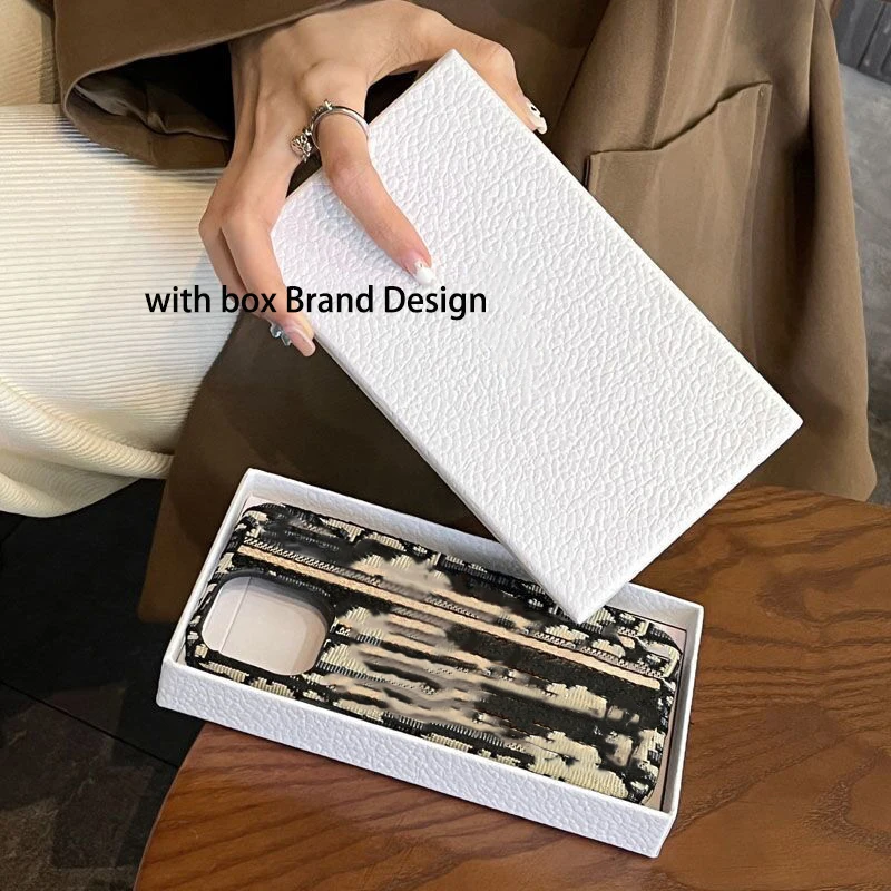 Чехол DR для iPhone 13 12 11 Pro Max Mini XR XS MAX 8X7 6S 6 Plus SE 2020
Чехол DR для iPhone 13 12 11 Pro Max Mini XR XS MAX 8X7 6S 6 Plus SE 2020