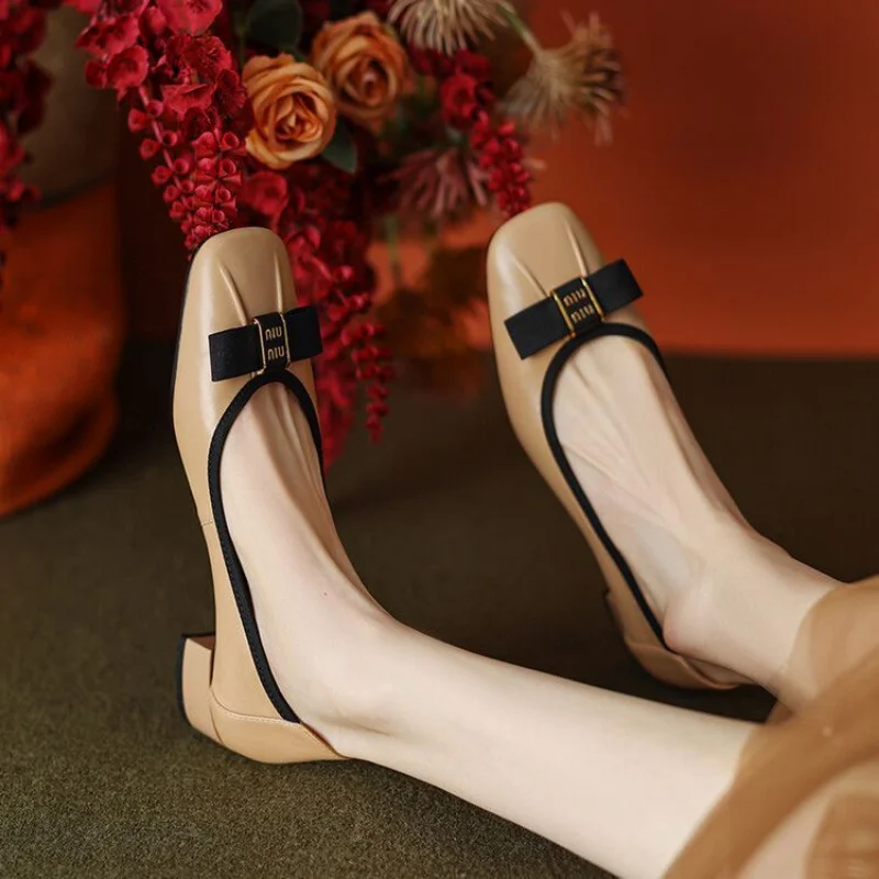 Ladies Summer Footwear with Heel Shoes for Women 2023 Bow White Low Elegant Square Toe Free Shipping Social Vacation Chic Offer
Ladies Summer Footwear with Heel Shoes for Women 2023 Bow White Low Elegant Square Toe Free Shipping Social Vacation Chic Offer