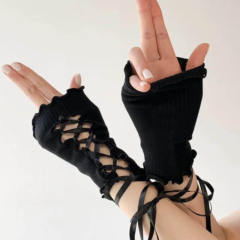 Y2K Gloves Harajuku Style Sexy Strap Arm Sleeve Jk Fingerless Cosplay Gloves Women Girls Streetwear Black White Sleeves
Y2K Gloves Harajuku Style Sexy Strap Arm Sleeve Jk Fingerless Cosplay Gloves Women Girls Streetwear Black White Sleeves