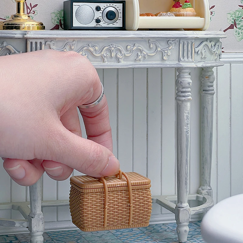 1/6 Dollhouse Weaved Bamboo Rattan Baskets Doll Mini Picnic Basket Doll House Furniture Decorations
1/6 Dollhouse Weaved Bamboo Rattan Baskets Doll Mini Picnic Basket Doll House Furniture Decorations