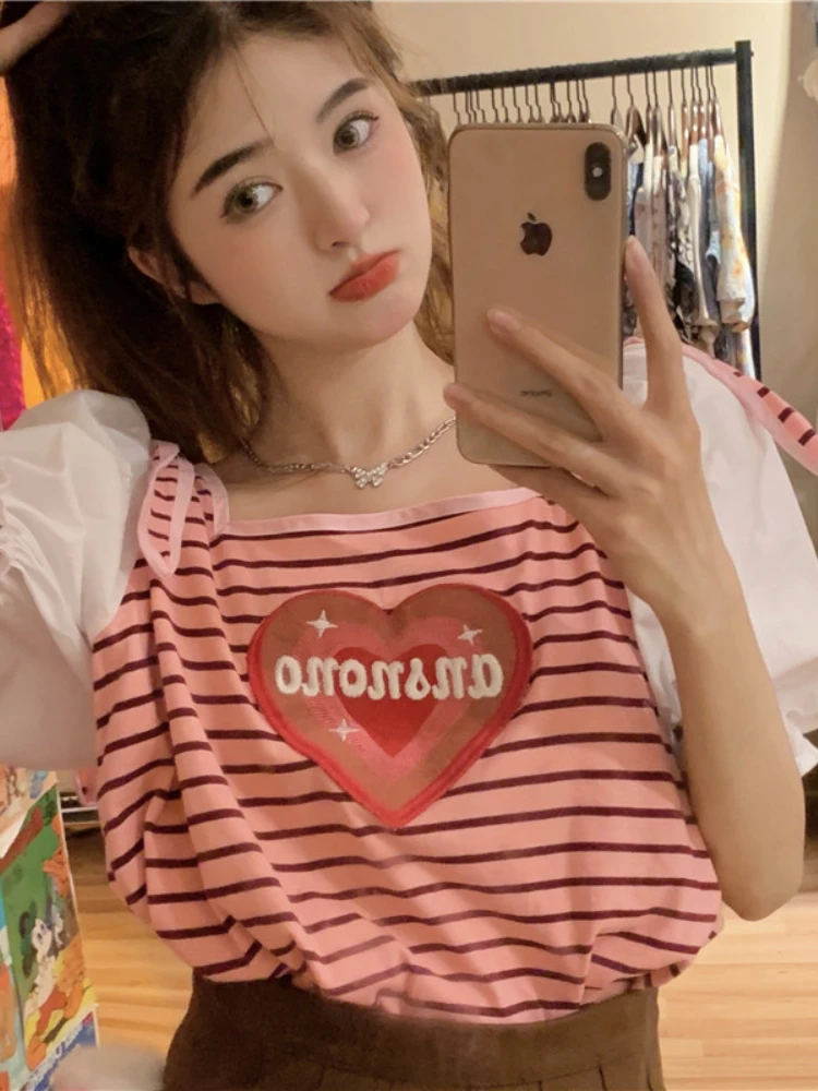 Gaganight Women Square neck Love Embroidery Striped Top 2022 Summer Korean New Sweet Retro Stitching Puff Sleeve Women's T-shirt
Gaganight Women Square neck Love Embroidery Striped Top 2022 Summer Korean New Sweet Retro Stitching Puff Sleeve Women's T-shirt