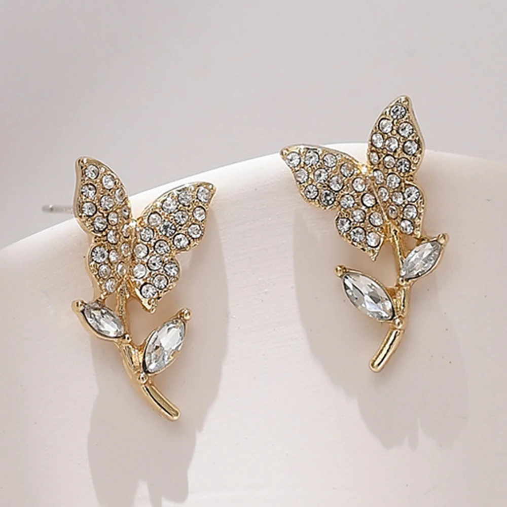 New Fashion Shiny Rhinestone Butterfly Flower Stud Earrings For Girls Elegant Cute Lady Earmuffs Earrings Bridal Wedding Jewelry
New Fashion Shiny Rhinestone Butterfly Flower Stud Earrings For Girls Elegant Cute Lady Earmuffs Earrings Bridal Wedding Jewelry