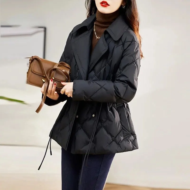 2023 New Advanced Lightweight Down Coat for Women's White Duck Down Small Winter Coat Slim Fit and Slim Top Fashion
2023 New Advanced Lightweight Down Coat for Women's White Duck Down Small Winter Coat Slim Fit and Slim Top Fashion