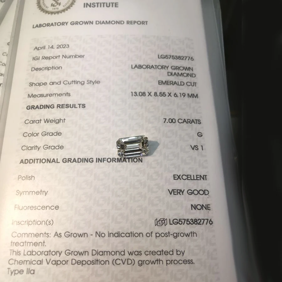 IGI Certified CVD Loose Diamond 7.00 Ct G VS1 Emerald Cut Excellent Lab Grown
IGI Certified CVD Loose Diamond 7.00 Ct G VS1 Emerald Cut Excellent Lab Grown