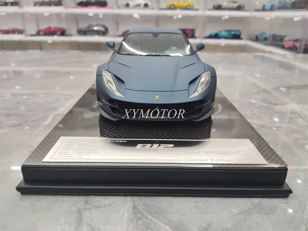 

DM 1:18 For Ferrari 812 Superfast Novitec Limited Resin Diecast Model Car Matte Blue Toys Gifts Hobby Gifts Ornaments Collection