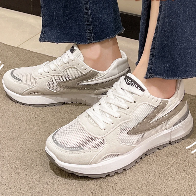 Autumn Women Mesh Sport Shoes 2022 New Causal Flats Shoes Breathable Senakers Platform Ladies Running Shoes Hiking Zapatos Mujer
Autumn Women Mesh Sport Shoes 2022 New Causal Flats Shoes Breathable Senakers Platform Ladies Running Shoes Hiking Zapatos Mujer
