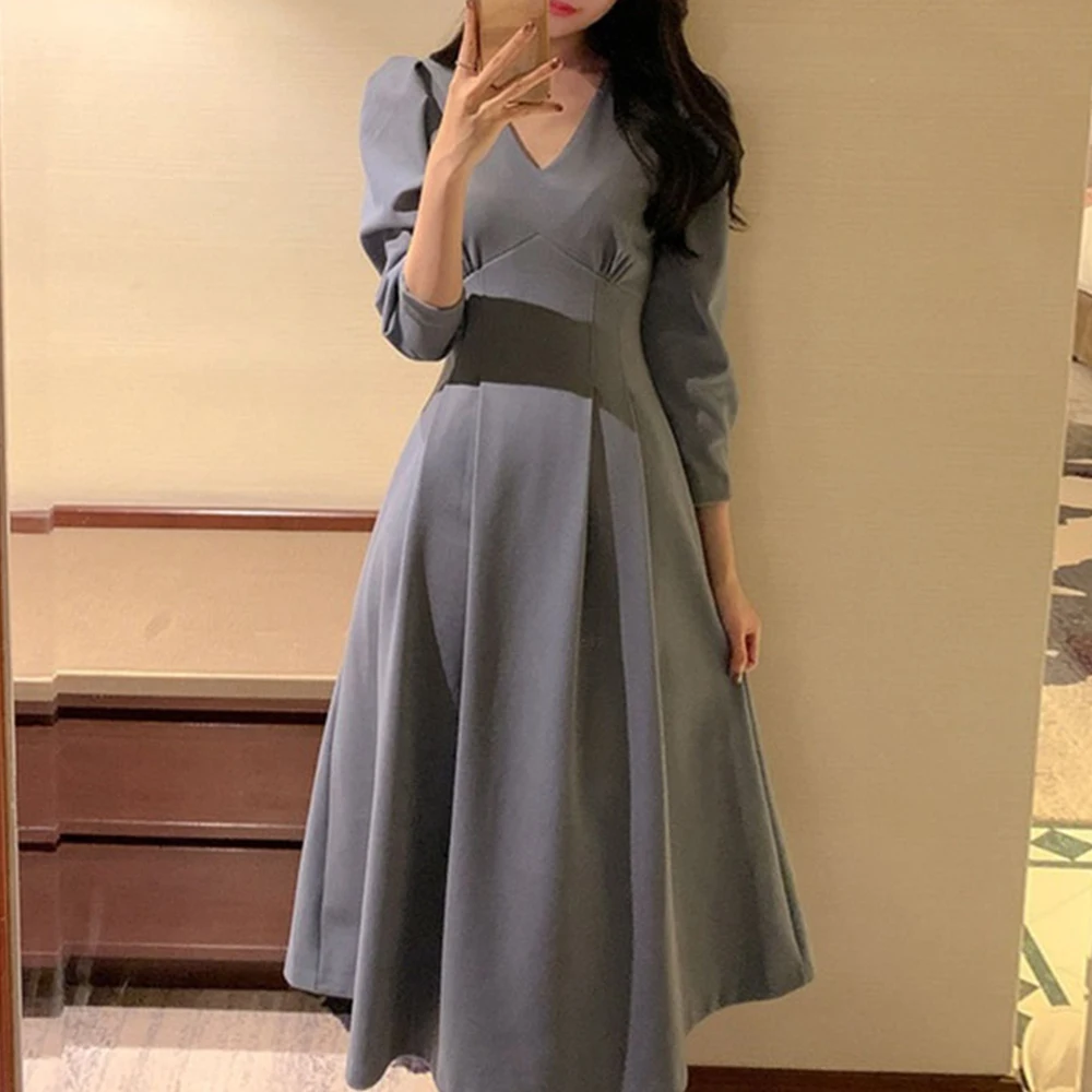 2022 Women Fashion Dress Casual Minimalism Solid Color Long Sleeve Pullover V-neck Slim Spring Fall A-line Dress For Ladies
2022 Women Fashion Dress Casual Minimalism Solid Color Long Sleeve Pullover V-neck Slim Spring Fall A-line Dress For Ladies