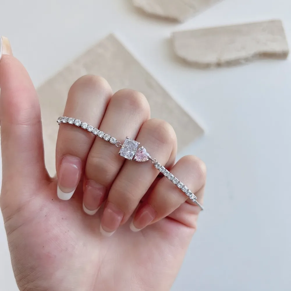 New S925 girl pink romance bracelet women's ice flower cut heart shape square diamond tennis bracelet
New S925 girl pink romance bracelet women's ice flower cut heart shape square diamond tennis bracelet