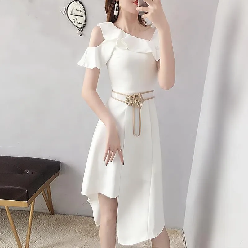 Fashion Off-the-shoulder Lace-up Dress 2022 New Summer Women's French Retro Knee-length Waist Slimming Asymmetric Dress
Fashion Off-the-shoulder Lace-up Dress 2022 New Summer Women's French Retro Knee-length Waist Slimming Asymmetric Dress