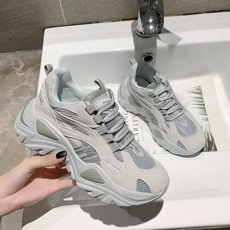Women's Sneakers New Trend Pink White Purple Chunky Sneakers Women Casual Sport Shoes Thick Sole Tennis basket femme
Women's Sneakers New Trend Pink White Purple Chunky Sneakers Women Casual Sport Shoes Thick Sole Tennis basket femme