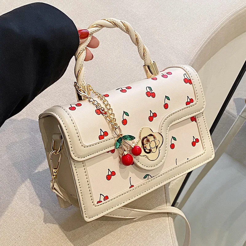 Fashion Small Square Women Crossbody Bag Cherry Pattern Female Portable Messenger Bags Versatile Casual Girls Shoulder Bags 
Fashion Small Square Women Crossbody Bag Cherry Pattern Female Portable Messenger Bags Versatile Casual Girls Shoulder Bags