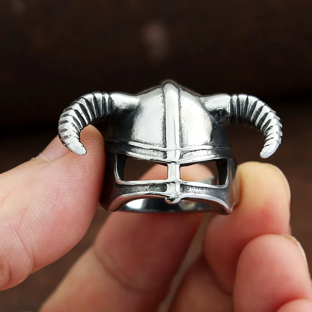 Vintage Nordic Viking Horn Helmet Warrior Ring For Men Biker 316L Stainless Steel Ring Unique Amulet Jewelry Gifts Dropshipping
Vintage Nordic Viking Horn Helmet Warrior Ring For Men Biker 316L Stainless Steel Ring Unique Amulet Jewelry Gifts Dropshipping