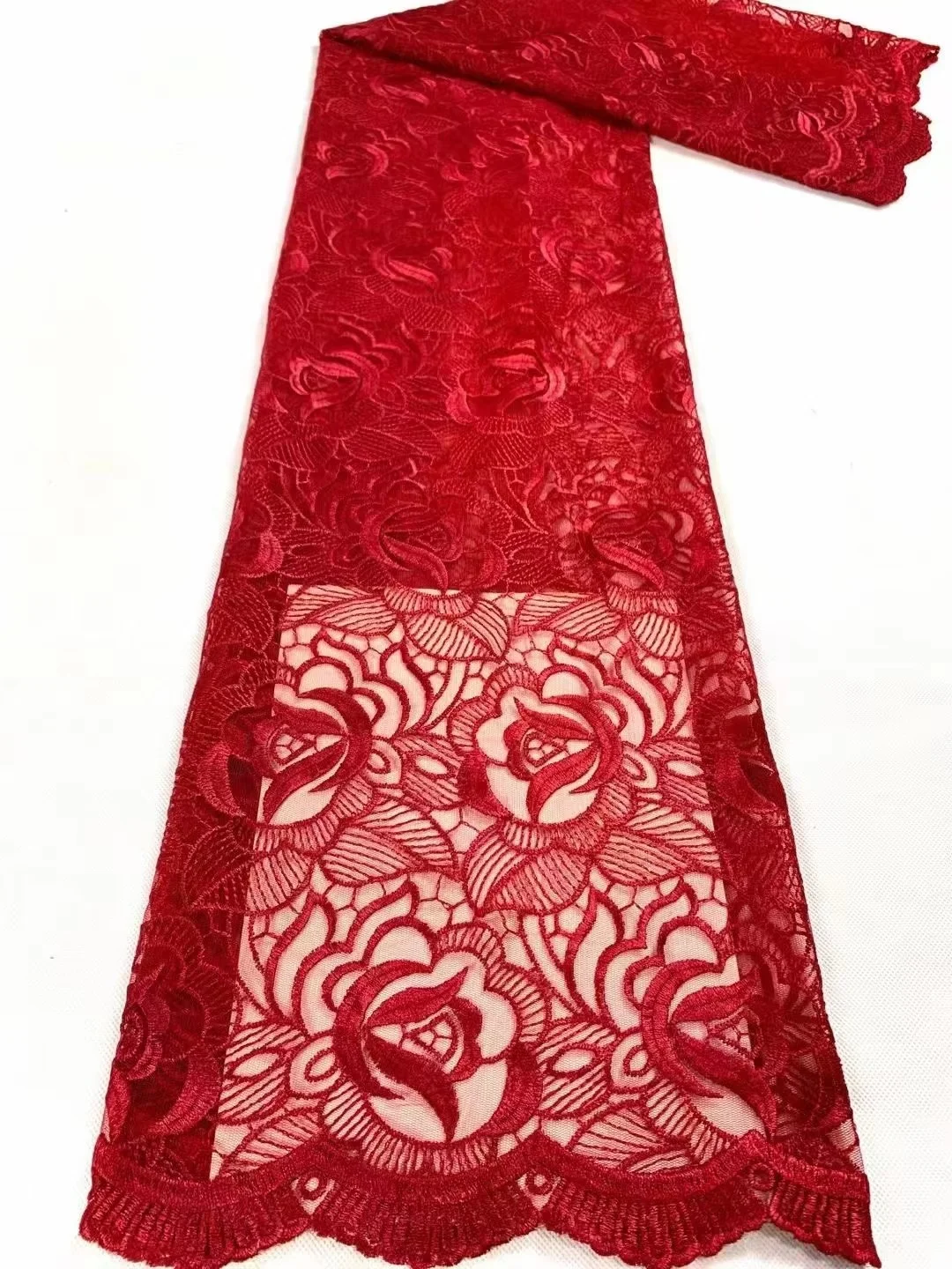 

Высококачественная нигерийская Водорастворимая африканская кружевная ткань 2022 красная французская вышивка гипюровая Кружевная Ткань 5 ярдов