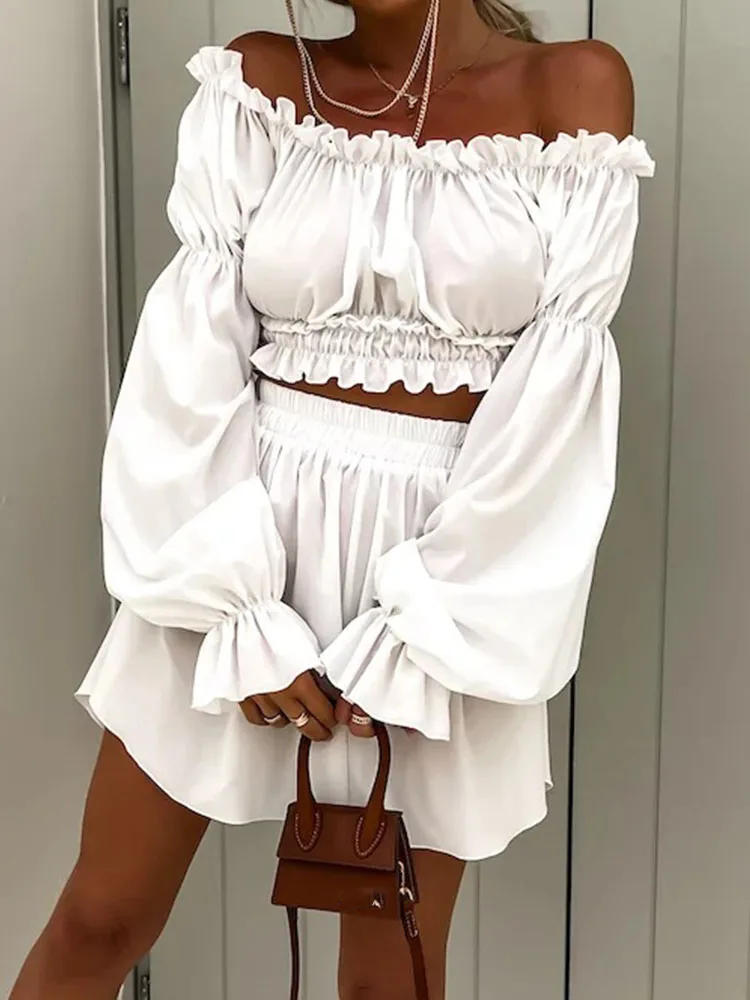 Elegant Solid 2 Piece Suit Simple Sweet Women Sets Spring Autumn Sexy One-word Collar Long Sleeve Short Top + Loose Shorts Suits
Elegant Solid 2 Piece Suit Simple Sweet Women Sets Spring Autumn Sexy One-word Collar Long Sleeve Short Top + Loose Shorts Suits
