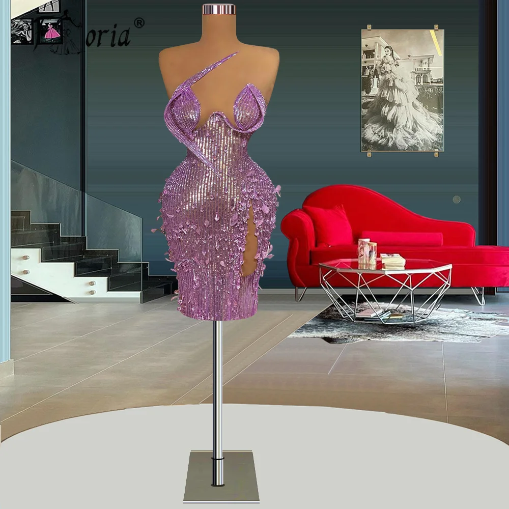 Сексуальное розовое блестящее женское платье-мини с кисточками и кристаллами 
Сексуальное розовое блестящее женское платье-мини с кисточками и кристаллами