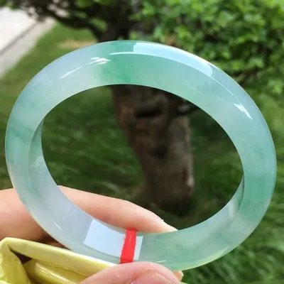 zheru Jewelry Natural Burmese Emerald Light Green 54mm-64mm Bracelet Elegant Princess Jewelry for Mom and Girlfriend
zheru Jewelry Natural Burmese Emerald Light Green 54mm-64mm Bracelet Elegant Princess Jewelry for Mom and Girlfriend