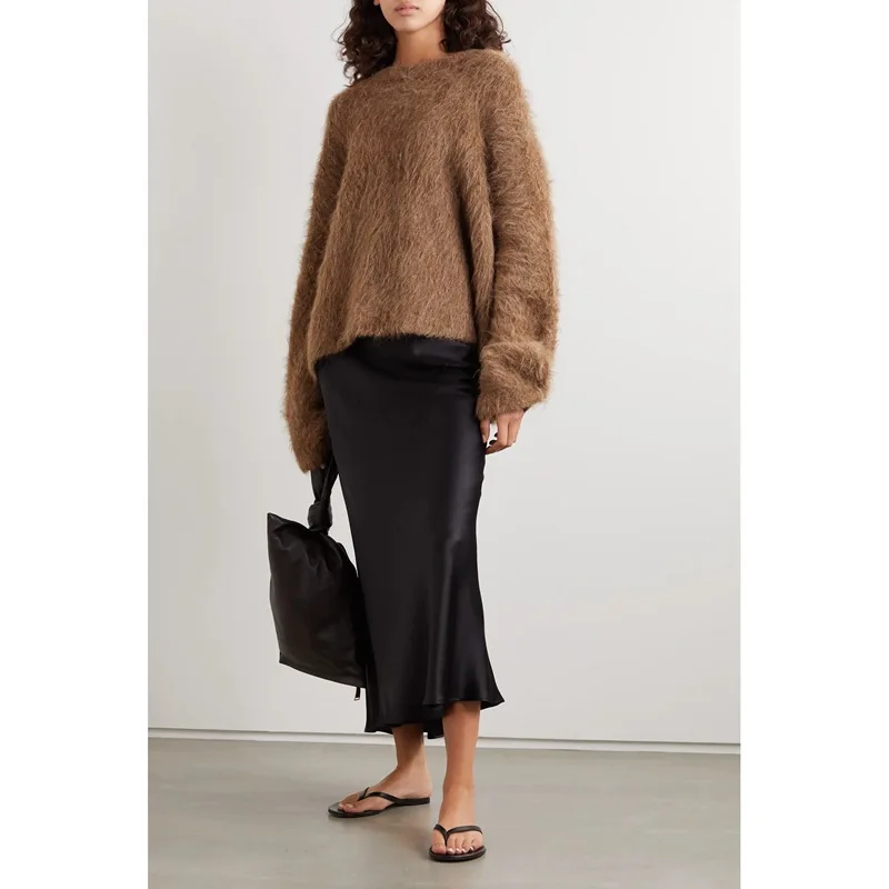 Wool Blend Ladies O-Neck Plush Pullover 2022 Autumn/Winter Women's Simple Fashion Loose Sweater All-match Long Sleeve Top
Wool Blend Ladies O-Neck Plush Pullover 2022 Autumn/Winter Women's Simple Fashion Loose Sweater All-match Long Sleeve Top