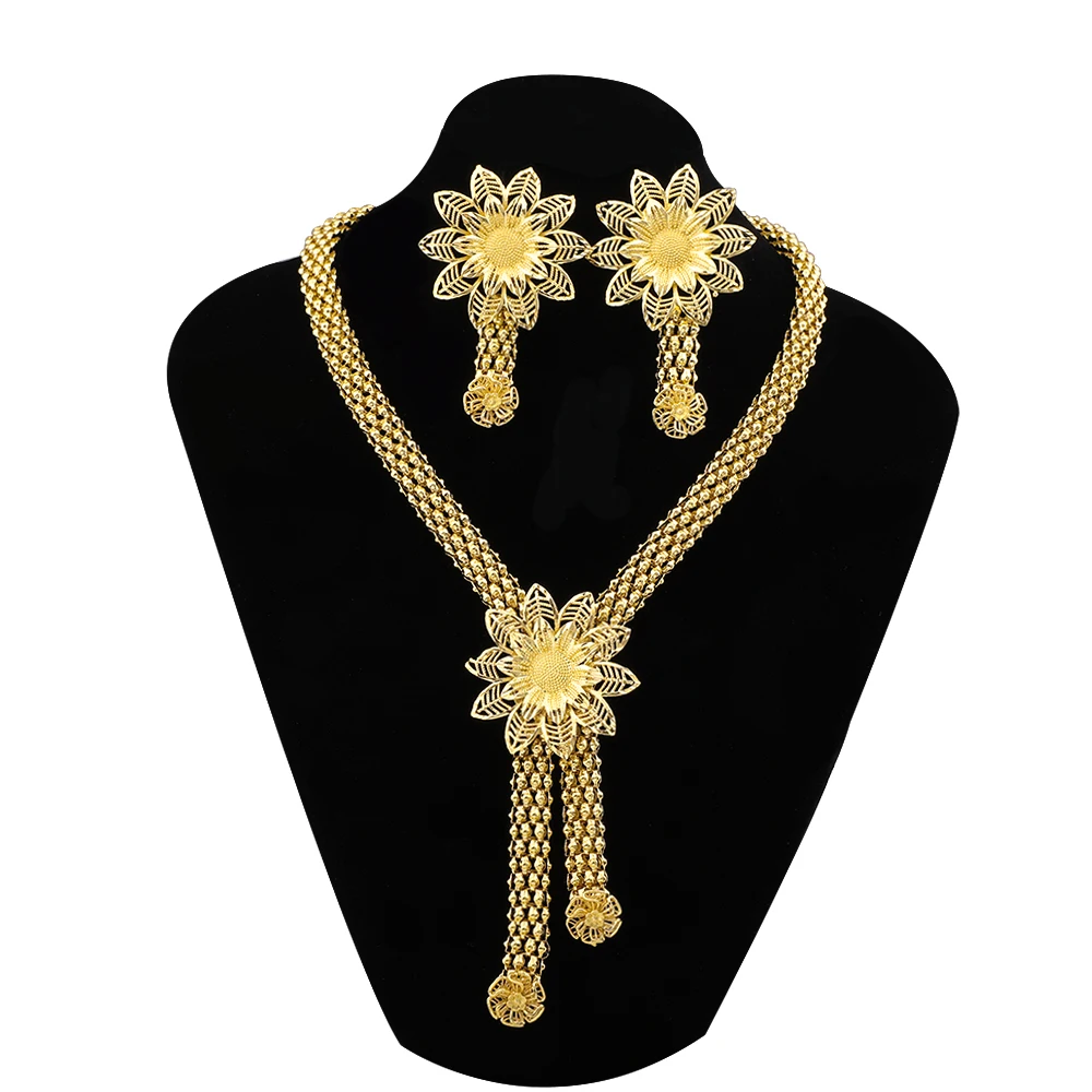African Gold Color Exquisite Jewelry Women's Necklace Earrings Set Cutout Flower Design Fashion Novelty Style Birthday Party
African Gold Color Exquisite Jewelry Women's Necklace Earrings Set Cutout Flower Design Fashion Novelty Style Birthday Party